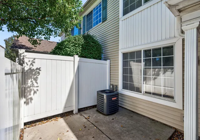 Photo 4 of Single family home for sale at 14756 Excelsior Ln #15, Saint Paul, MN 55124 | MLS# 7138330 | Listing updated on 2026-09-15