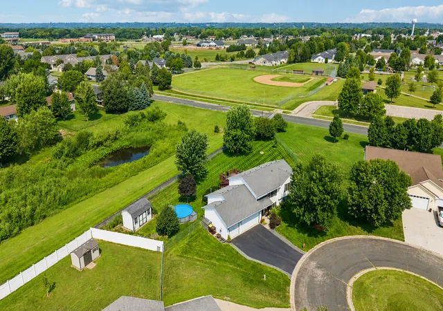 Photo 4 of Sale Pending at 600 Pioneer Cir, Belle Plaine, MN 56011 | MLS# 7138352 | Listing updated on 2026-09-14