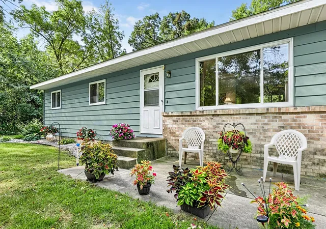 Photo 3 of Sale Pending at 16795 Lake Ave, Paynesville, MN 56362 | MLS# 7138397 | Listing updated on 2026-09-21