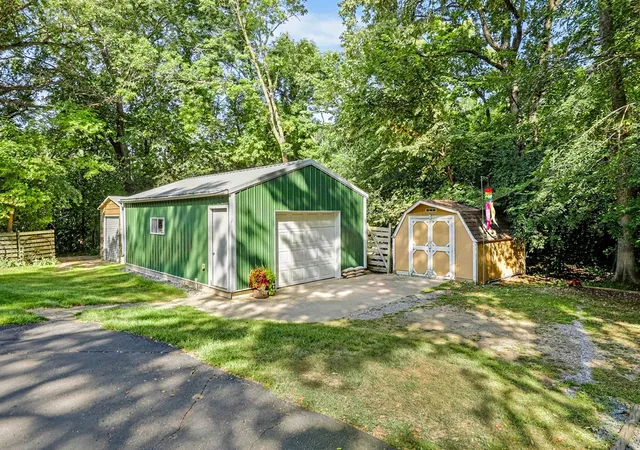 Photo 4 of Sale Pending at 16795 Lake Ave, Paynesville, MN 56362 | MLS# 7138397 | Listing updated on 2026-09-21