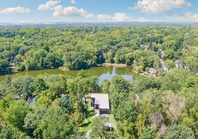 Photo 4 of Single family home for sale at 3318 W Owasso Blvd, Saint Paul, MN 55126 | MLS# 7138457 | Listing updated on 2026-10-21