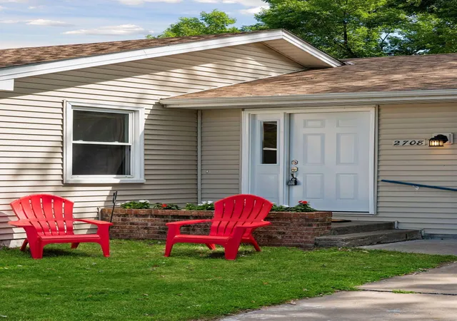 Photo 2 of Single family home for sale at 2708 Boone Ave N, Minneapolis, MN 55427 | MLS# 7138603 | Listing updated on 2026-09-10