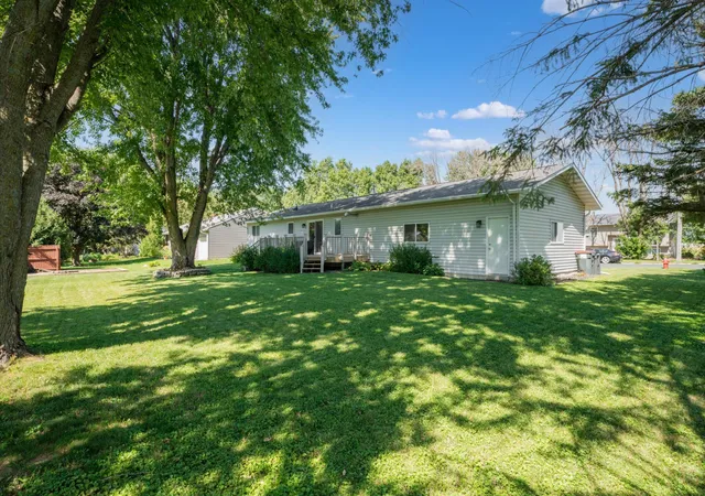 Photo 3 of Single family home for sale at 507 5th Street Ne, Hayfield, MN 55940 | MLS# 7138643 | Listing updated on 2026-09-14