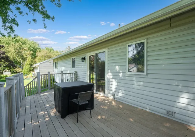 Photo 3 of Single family home for sale at 507 5th Street NE, Hayfield, MN 55940 | MLS# 7138643 | Listing updated on 2026-09-14