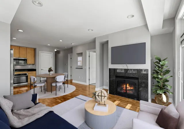 Photo 3 of Condo for sale at 1060 Grand Ave #300, Saint Paul, MN 55105 | MLS# 7138646 | Listing updated on 2026-09-14