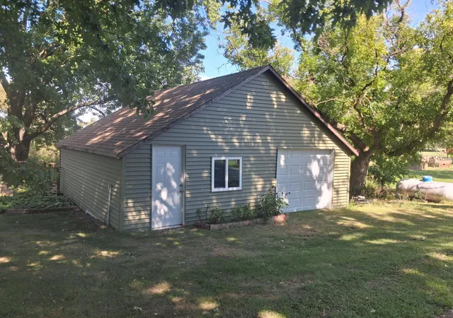 Photo 3 of Sale Pending at 410 W Pleasant Ave, Elizabeth, MN 56533 | MLS# 7138703 | Listing updated on 2026-09-10