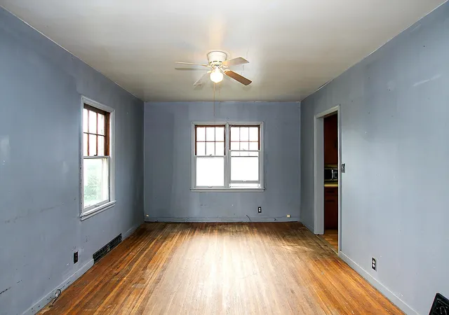 Photo 3 of Sale Pending at 826 Bradley Ave, Gibbon, MN 55335 | MLS# 7138731 | Listing updated on 2026-09-22