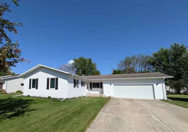 Photo 1 of Single family home for sale at 2265 4th Avenue Se, Owatonna, MN 55060 | MLS# 7138754 | Listing updated on 2026-10-16