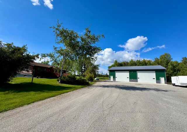 Photo 4 of Single family home for sale at 39090 State Hwy 313, Warroad, MN 56763 | MLS# 7138766 | Listing updated on 2026-09-14