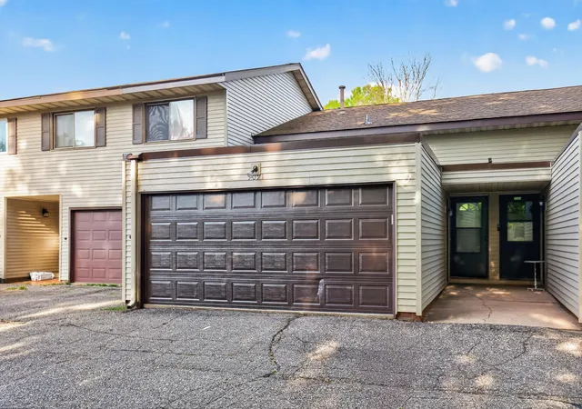 Photo 1 of Single family home for sale at 9091 207th Street W, Lakeville, MN 55044 | MLS# 7138806 | Listing updated on 2026-09-14