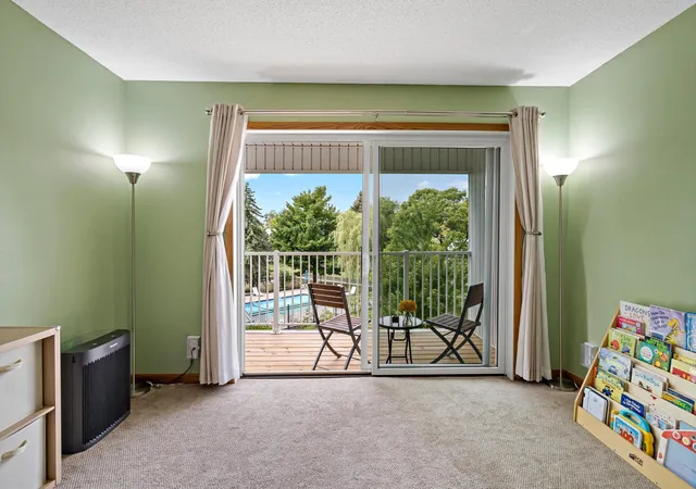 Photo 3 of Sale Pending at 132 Demont Ave E #325, Saint Paul, MN 55117 | MLS# 7138810 | Listing updated on 2026-10-05