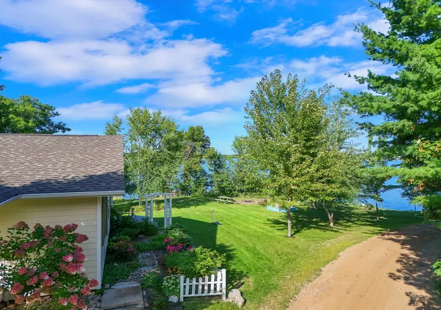 Photo 3 of Single family home for sale at 38834 Railroad Dr, Richville, MN 56576 | MLS# 7138834 | Listing updated on 2026-09-29