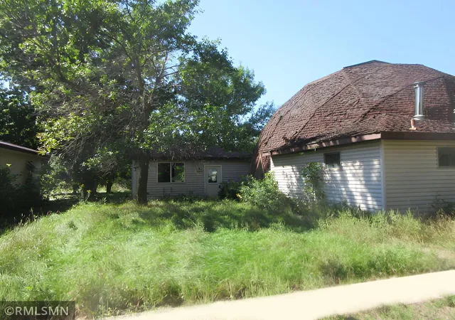 Photo 2 of Single family home for sale at 110 3rd Street S, Benson, MN 56215 | MLS# 7138889 | Listing updated on 2026-09-11