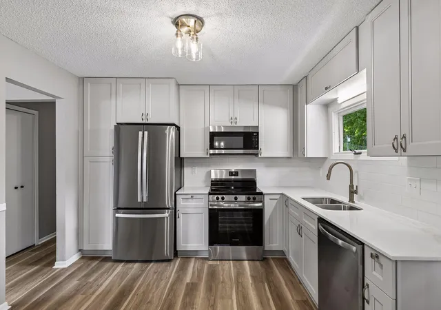 Photo 1 of Single family home for sale at 963 Marnie St S, Saint Paul, MN 55119 | MLS# 7138904 | Listing updated on 2026-09-11