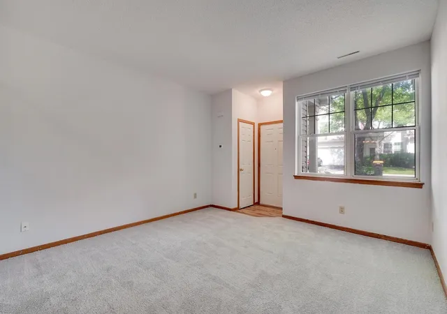 Photo 3 of Single family home for sale at 966 Princeton Ave, Shakopee, MN 55379 | MLS# 7138923 | Listing updated on 2026-09-15
