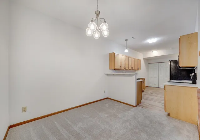 Photo 4 of Single family home for sale at 966 Princeton Ave, Shakopee, MN 55379 | MLS# 7138923 | Listing updated on 2026-09-15