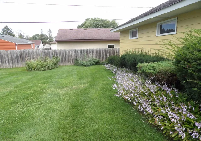 Photo 3 of Single family home for sale at 1802 3rd Avenue NW, Austin, MN 55912 | MLS# 7139016 | Listing updated on 2026-09-14