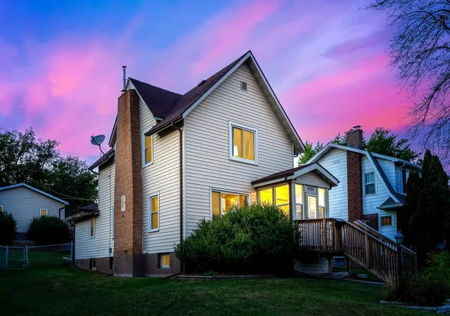 Photo 1 of Sale Pending at 4125 W 6th Street, Duluth, MN 55807 | MLS# 7139031 | Listing updated on 2026-09-15