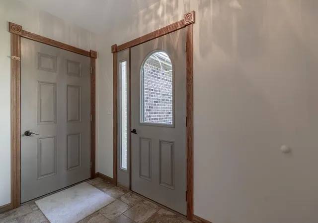 Photo 2 of Single family home for sale at 12991 Meadow Crk Dr, New Ulm, MN 56073 | MLS# 7139037 | Listing updated on 2026-09-11