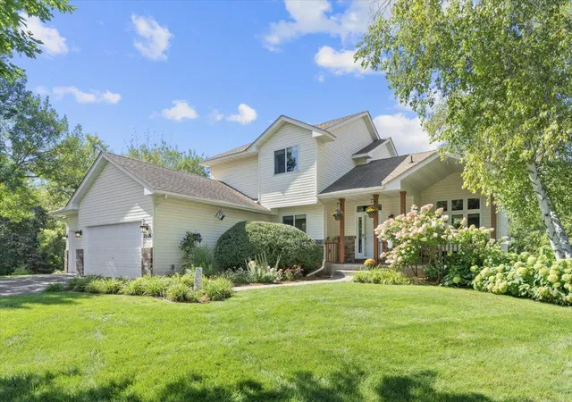 Photo 2 of Sale Pending at 22576 Amy Ln, Rogers, MN 55374 | MLS# 7139076 | Listing updated on 2026-09-21