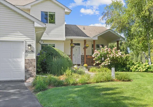 Photo 3 of Sale Pending at 22576 Amy Ln, Rogers, MN 55374 | MLS# 7139076 | Listing updated on 2026-09-21