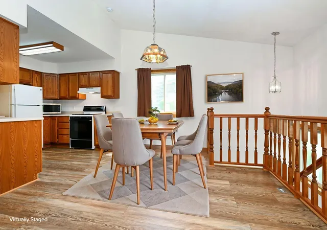 Photo 3 of Single family home for sale at 3761 Robin Ln, Saint Paul, MN 55122 | MLS# 7139092 | Listing updated on 2026-10-01