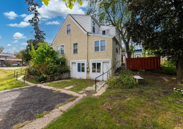 Photo 3 of Sale Pending at 6404 Minnetonka Blvd, Minneapolis, MN 55426 | MLS# 7139113 | Listing updated on 2026-09-14