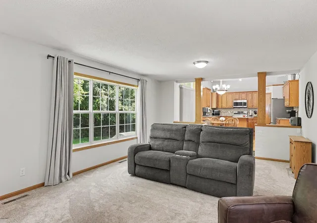 Photo 4 of Single family home for sale at 14901 Hillside Trl, Savage, MN 55378 | MLS# 7139199 | Listing updated on 2026-09-15
