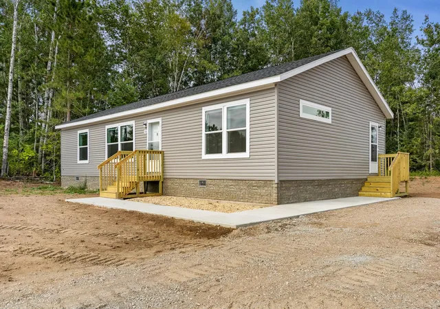 Single family home for sale at 106 Eagle Dr, Sandstone, MN 55072 | MLS# 7139287
