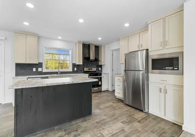 Photo 3 of Single family home for sale at 106 Eagle Dr, Sandstone, MN 55072 | MLS# 7139287 | Listing updated on 2026-09-30