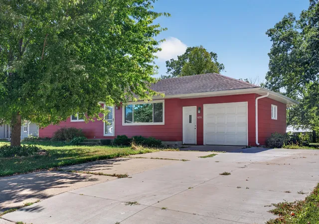 Photo 2 of Single family home for sale at 4251 Hickory St, Red Wing, MN 55066 | MLS# 7139303 | Listing updated on 2026-09-14