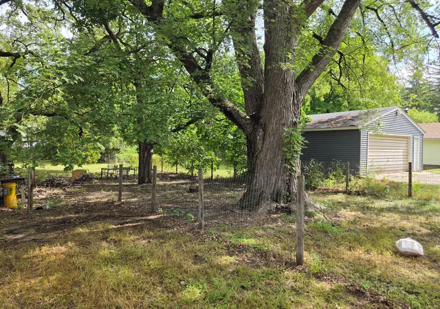 Photo 3 of Single family home for sale at 612 5th Avenue SE, Saint Cloud, MN 56304 | MLS# 7139370 | Listing updated on 2026-09-11