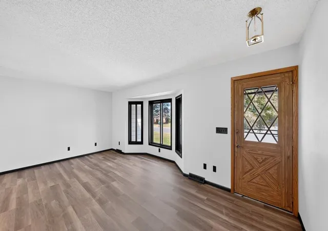 Photo 4 of Single family home for sale at 715 Madison Ave SW, Eyota, MN 55934 | MLS# 7139451 | Listing updated on 2026-09-11