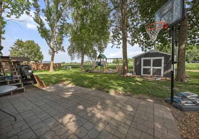 Photo 3 of Single family home for sale at 1612 Birch Ave N, Glencoe, MN 55336 | MLS# 7139527 | Listing updated on 2026-09-10