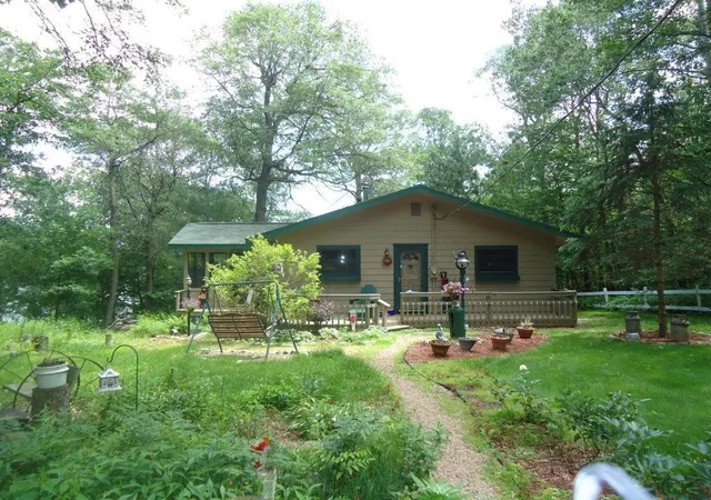 Photo 2 of Sale Pending at 27600 W Twin Lake Dr, Pequot Lakes, MN 56472 | MLS# 7139627 | Listing updated on 2026-09-11