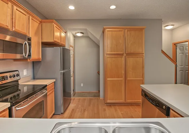 Photo 4 of Single family home for sale at 2598 136th Street W, Rosemount, MN 55068 | MLS# 7139698 | Listing updated on 2026-09-21