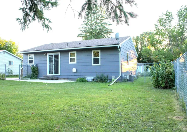 Photo 2 of Single family home for sale at 816 Foss Ave N, Fosston, MN 56542 | MLS# 7139820 | Listing updated on 2026-09-07