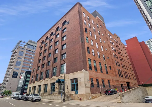Photo 3 of Condo for sale at 250 Park Ave #614, Minneapolis, MN 55415 | MLS# 7139829 | Listing updated on 2026-09-30