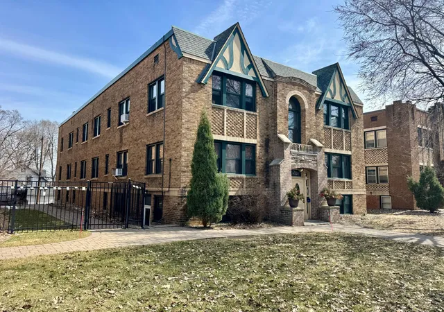 Photo 2 of Condo for sale at 4227 Nicollet Ave #1, Minneapolis, MN 55409 | MLS# 7139867 | Listing updated on 2026-09-07