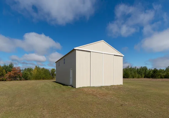 Photo 3 of Single family home for sale at 6057 Kestrel Rd Nw, Bemidji, MN 56601 | MLS# 7139928 | Listing updated on 2026-09-15