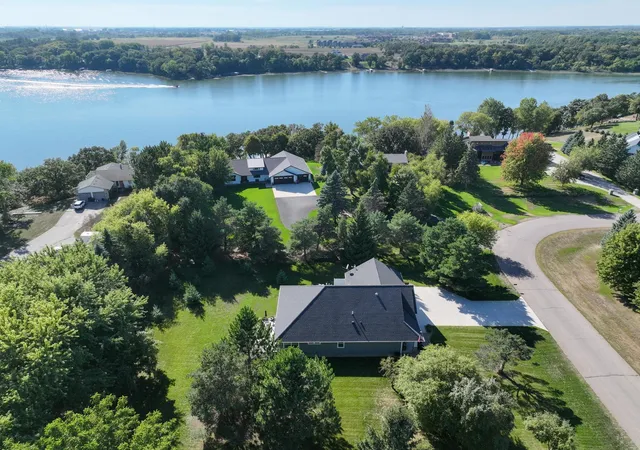 Photo 3 of Single family home for sale at 2446 Little Norway Se, Alexandria, MN 56308 | MLS# 7139965 | Listing updated on 2026-09-30