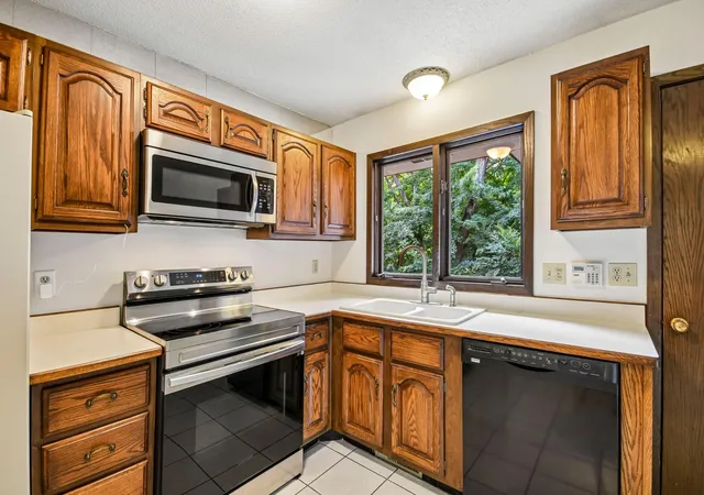 Photo 2 of Sale Pending at 10645 Xerxes Ave S, Minneapolis, MN 55431 | MLS# 7139968 | Listing updated on 2026-09-15