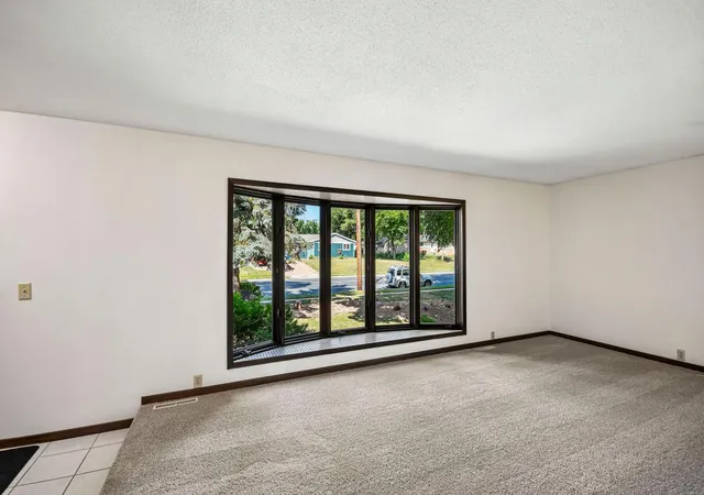 Photo 3 of Sale Pending at 10645 Xerxes Ave S, Minneapolis, MN 55431 | MLS# 7139968 | Listing updated on 2026-09-15