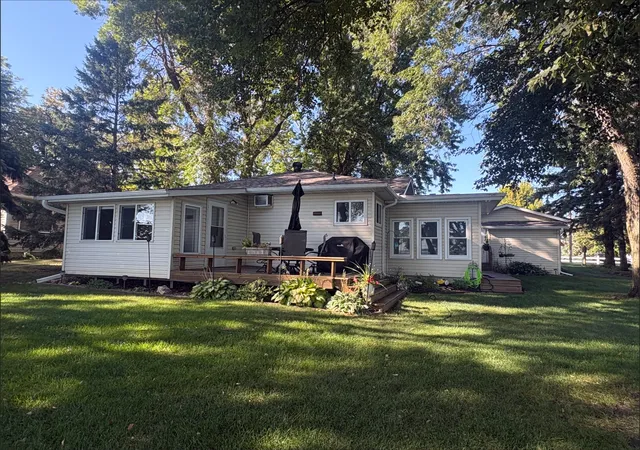 Photo 3 of Single family home for sale at 12103 Pelican Hts Rd, Ashby, MN 56309 | MLS# 7140055 | Listing updated on 2026-09-30