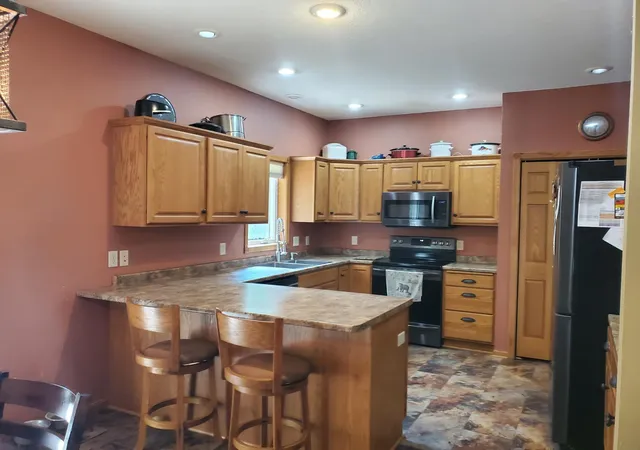 Photo 2 of Single family home for sale at 2327 Lake Ave, New Ulm, MN 56073 | MLS# 7140056 | Listing updated on 2026-09-22