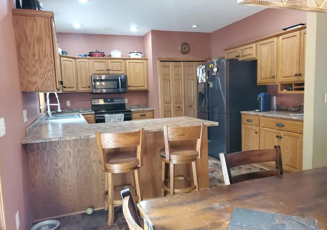 Photo 3 of Single family home for sale at 2327 Lake Ave, New Ulm, MN 56073 | MLS# 7140056 | Listing updated on 2026-09-22