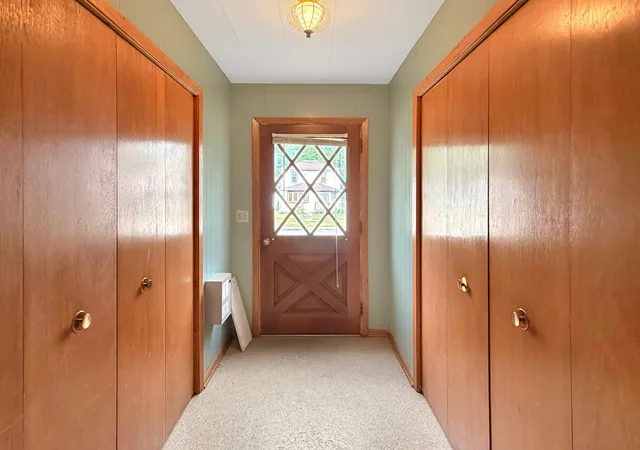 Photo 3 of Single family home for sale at 410 N 6th Street, Marshall, MN 56258 | MLS# 7140079 | Listing updated on 2026-09-15
