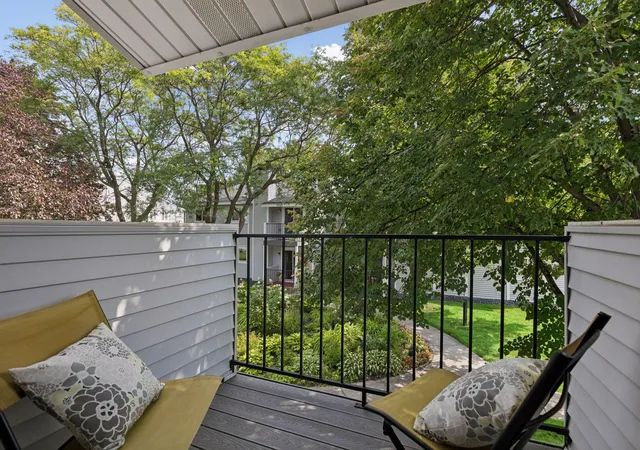 Condo for sale at 1705 Fulham St #G, Saint Paul, MN 55113 | MLS# 7140126