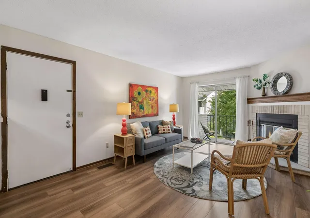 Photo 3 of Condo for sale at 1705 Fulham St #G, Saint Paul, MN 55113 | MLS# 7140126 | Listing updated on 2026-10-02