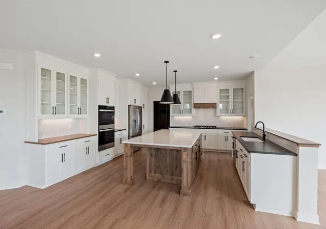Photo 2 of Single family home for sale at 1207 Ardara Ridge Rd, Rosemount, MN 55068 | MLS# 7140166 | Listing updated on 2026-09-11